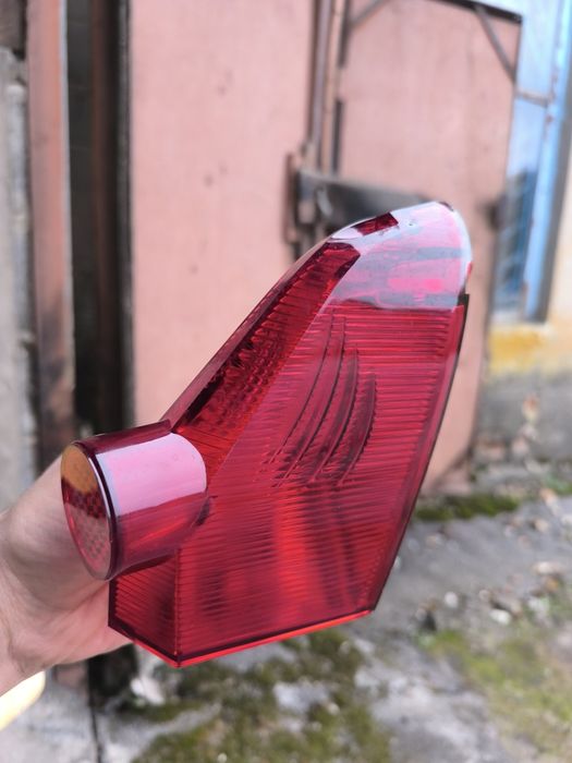 Задні червоні ліхтарі Газ 21