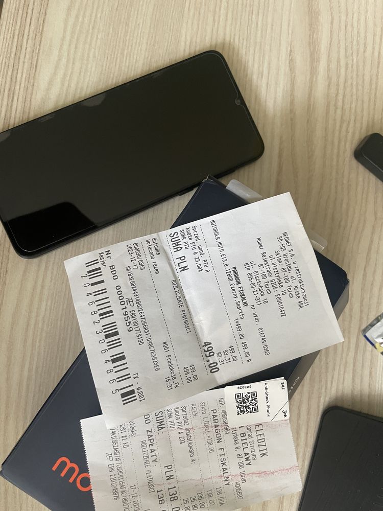 Telefon  /smartfon