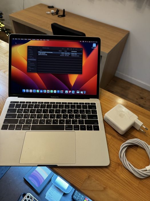 Macbook Pro 2017 | stan bdb | i5 8gb 128gb