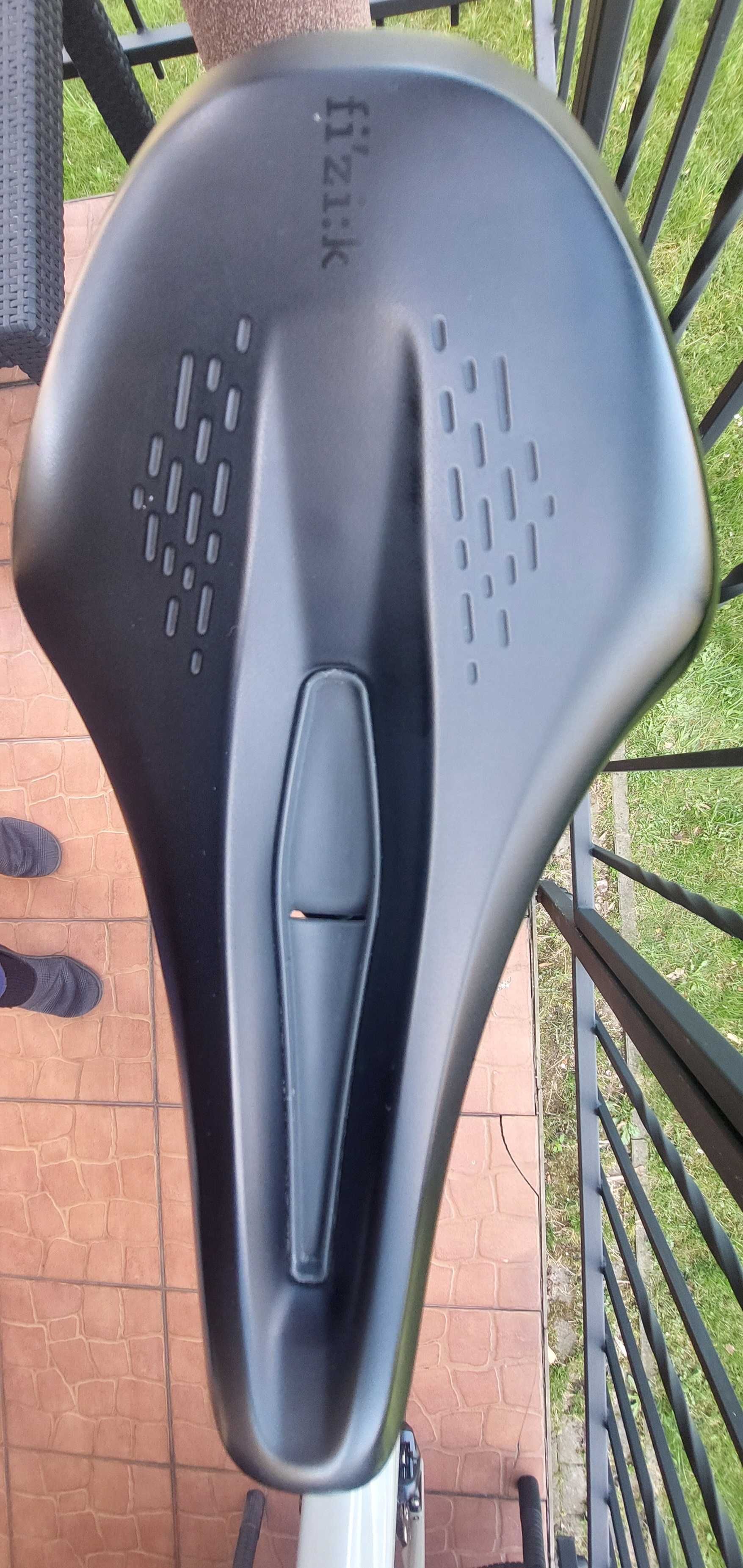 Rower gravelowy, karbon, Riverside GCR Sram Force eTape AXS