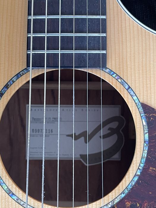 Guitarra Breedlove c250SBe tipo martin e taylor
