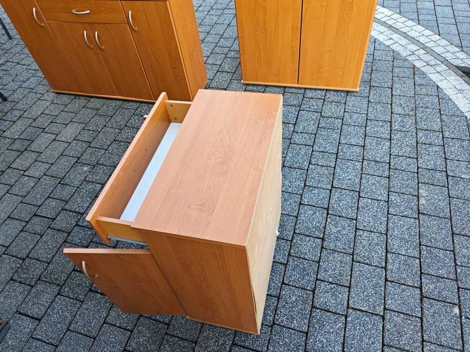 Sprzedam meble pokojowe stan bardzo dobry