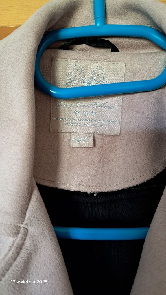Wiosenna kurteczka roz 146 h&m