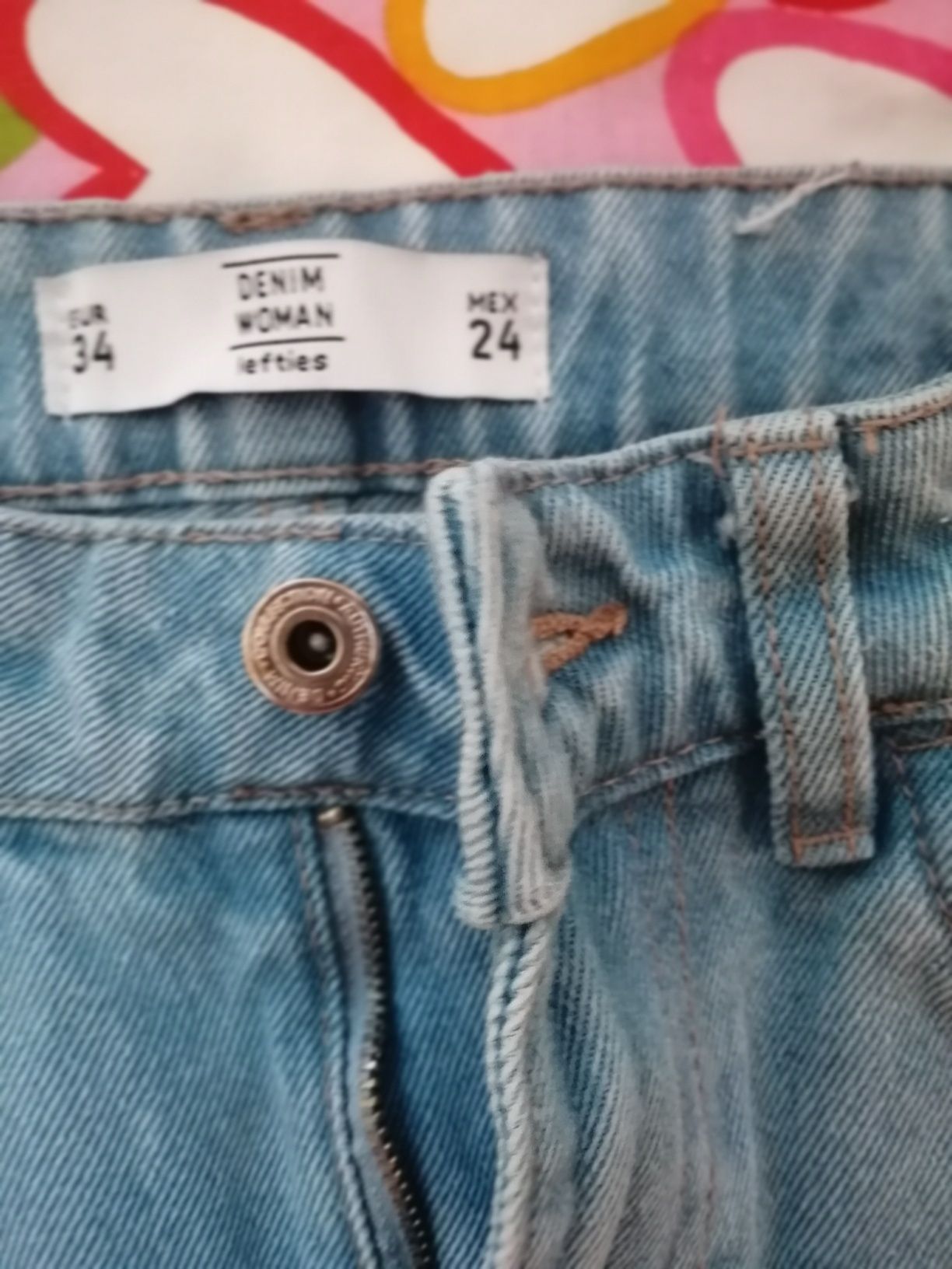 Várias roupas menina