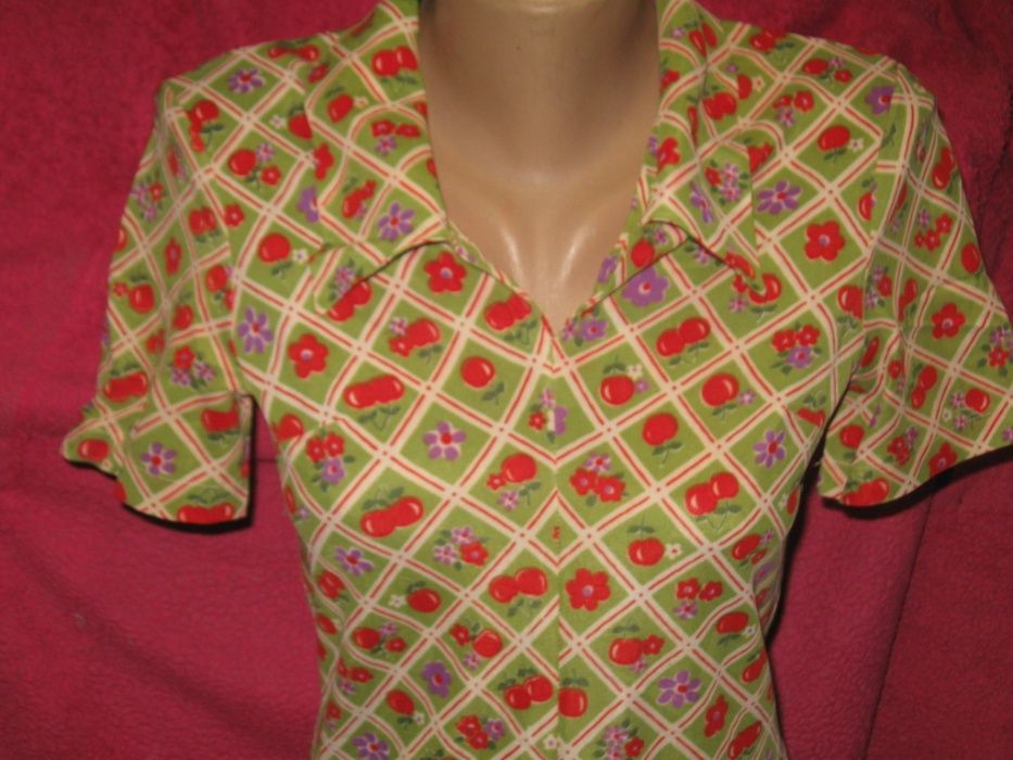 винтажное молодежное платьице на 14+лет. Б\У 42. РИГА