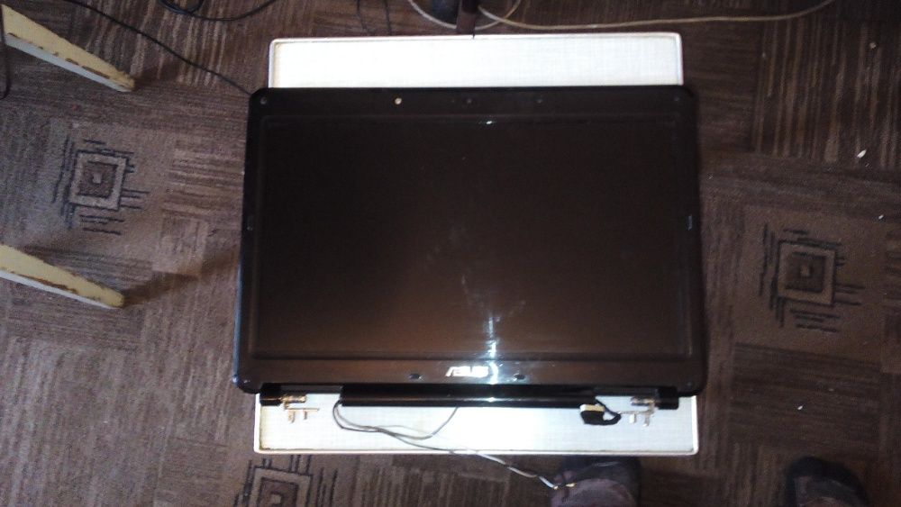 Дисплей от ноутбука ASUS K40 SERIES клавиатура, клавиши, провода