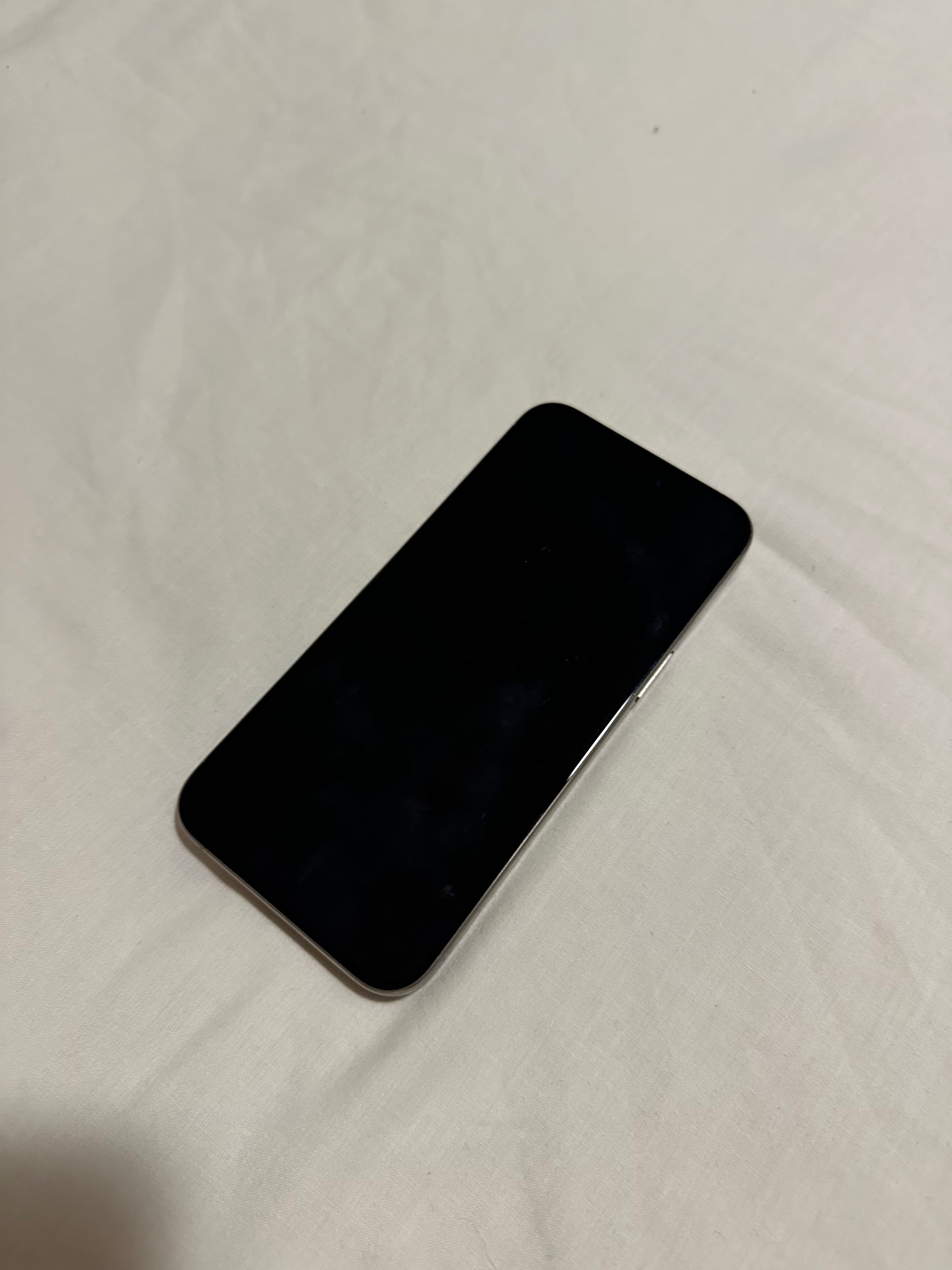 iPhone 15 Pro Max - 256gb