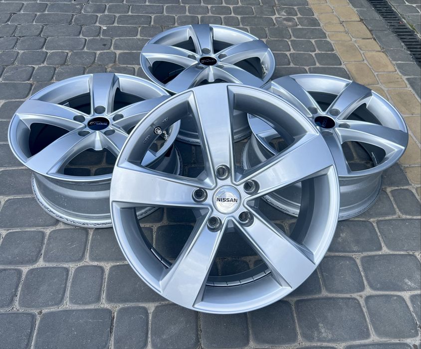 Диски легкосплавні 5х114,3 r17 et40 Trafic Megane Duster Qashqai