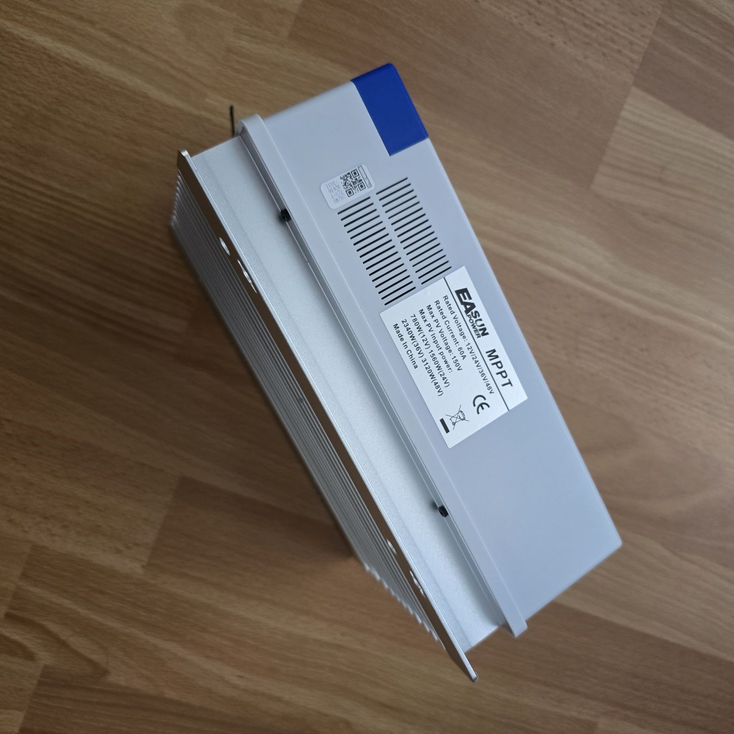 Regulator solarny MPPT EAsun 60A od 15 do 150V dla aku od 12V do 48V