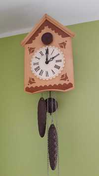 Zegar z kukułką drewniany