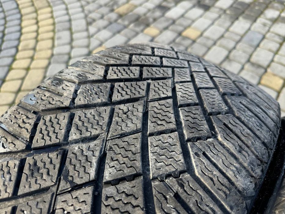 Continental 255/45 R19