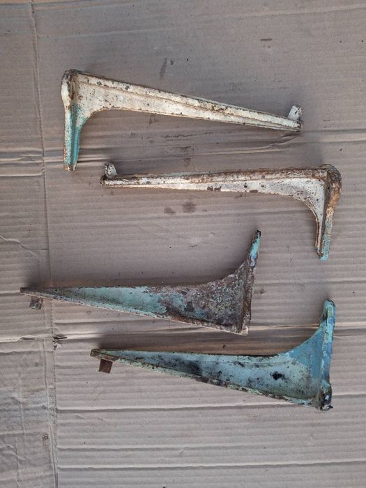 Кронштейн кріплення  раковини