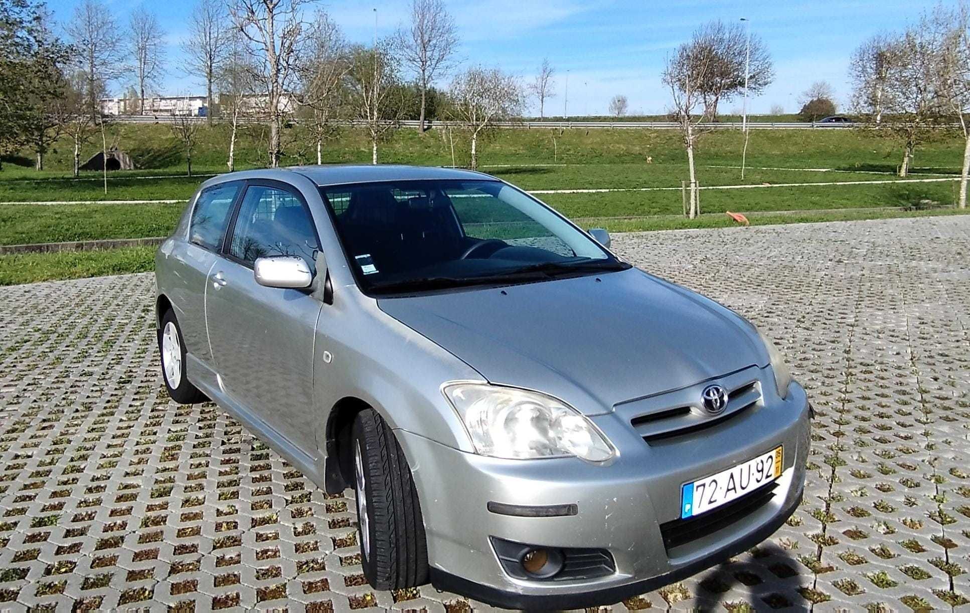 Toyota Corolla 1.4 D-4D Gasóleo (diesel) 2005 com 258 mil km