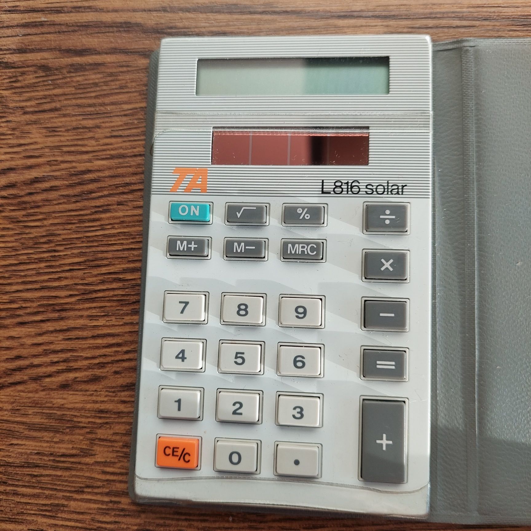 Kalkulator z lat PRL l816 solar Triumph Adler