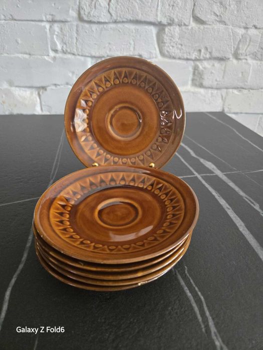 Filiżanki i talerzyki porcelit Chodzież