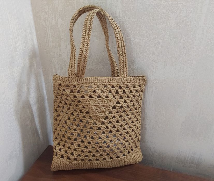 Сумка шопер вязанная, рафия