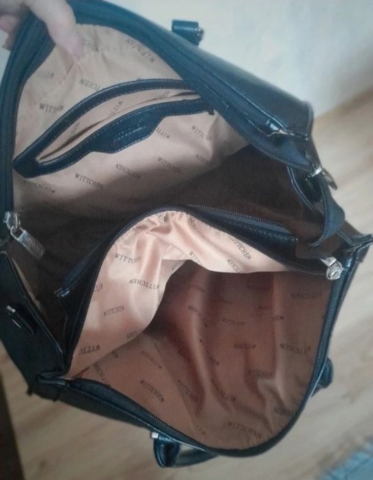 Czarna torebka witchen pikowana