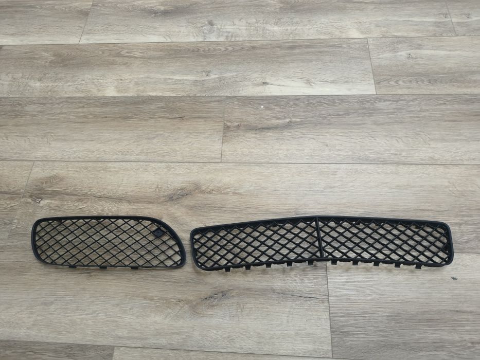 Kratki zderzaka Bentley Continental GT kratka lewa  kratka środkowa