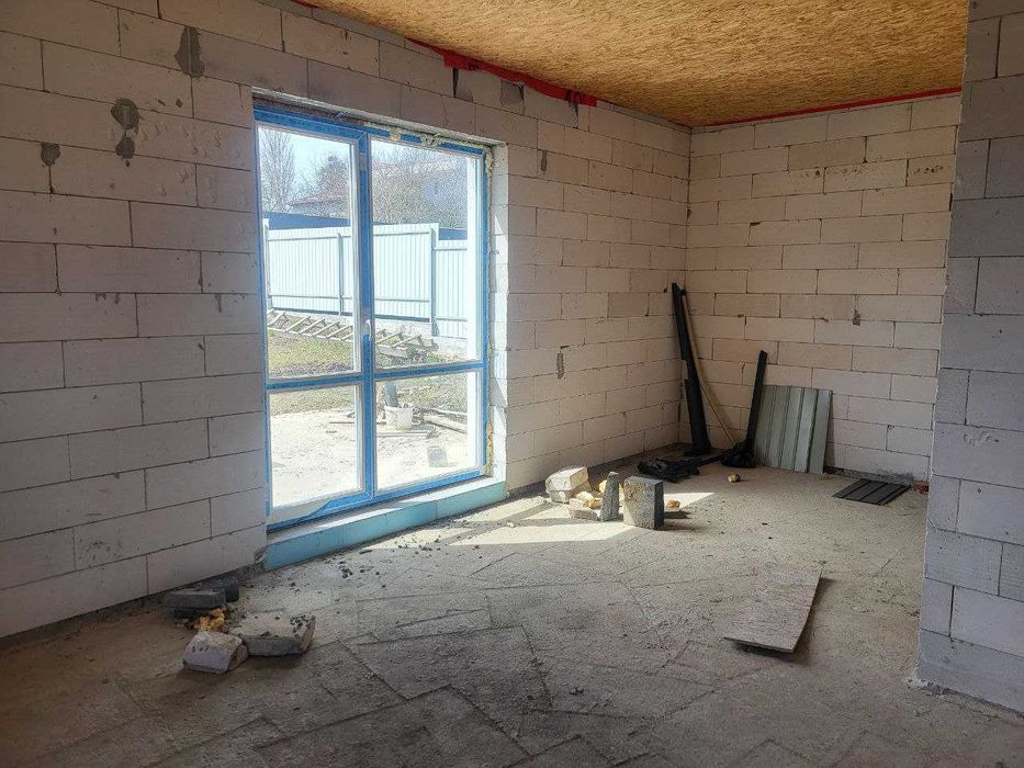 3-кімнатний будинок з продуманим плануванням та терасою Лезнево 
38396