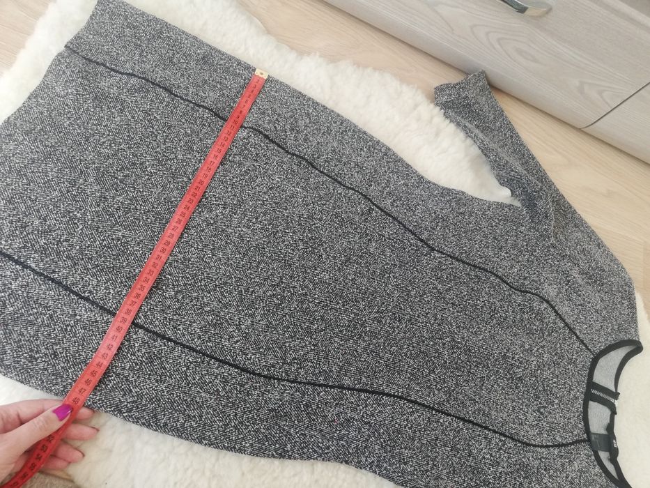 Sukienka promowana przez Lana Del Rey H&M r. 40