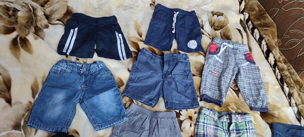 Шорти, фудболка, 104р