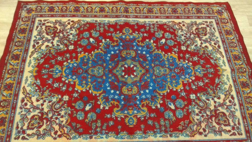 КОВЁР НАСТЕННЫЙ ( качественный ).