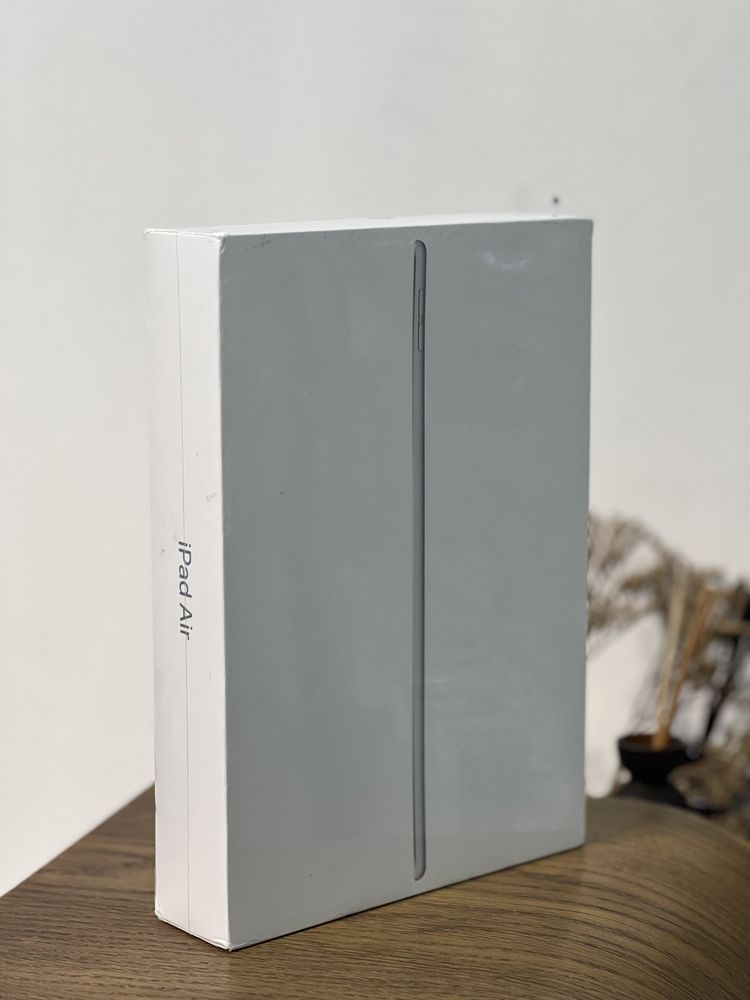 iPad 8t Generation 128 new