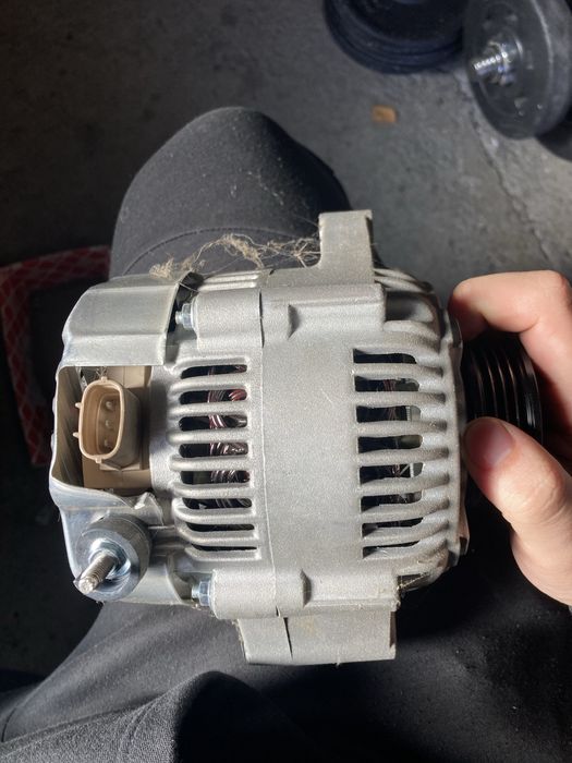 alternator 80A lexus is200