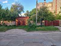 Продам  пол дома 19я школа