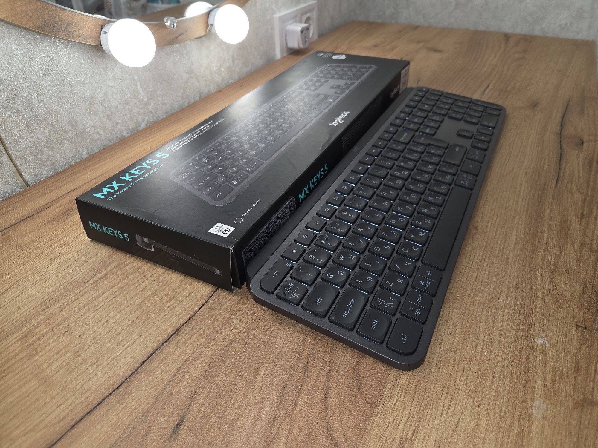 Клавіатура бездротова Logitech MX Keys S Wireless Graphite (укр)