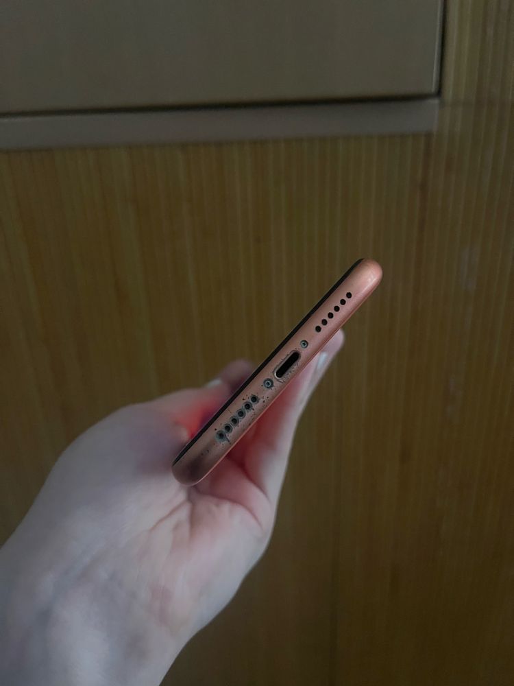 iPhone Xr 64gb 79%акб r-sim