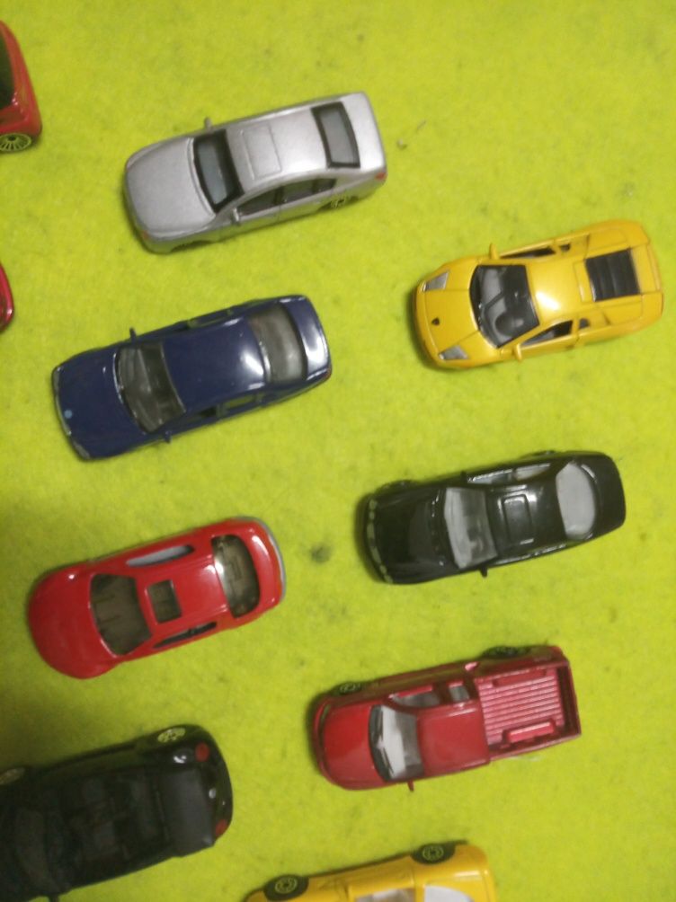 20 CARROS de Coleção (brinquedos)