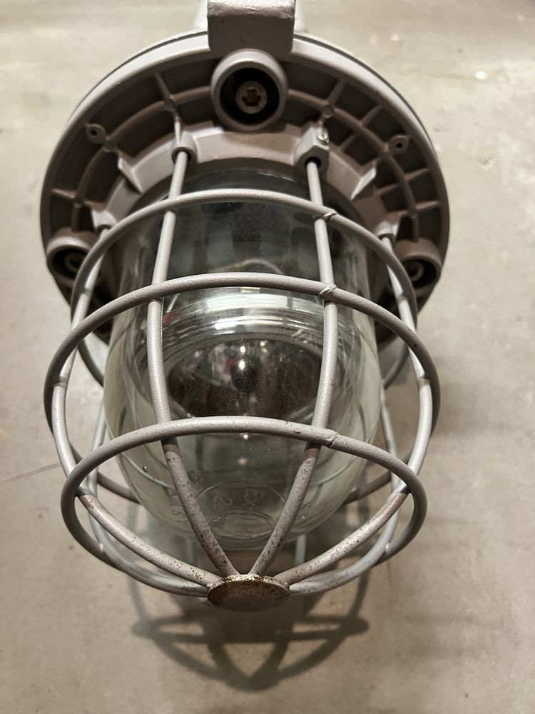 Lampa OMP-125  nowe  przemysłowa