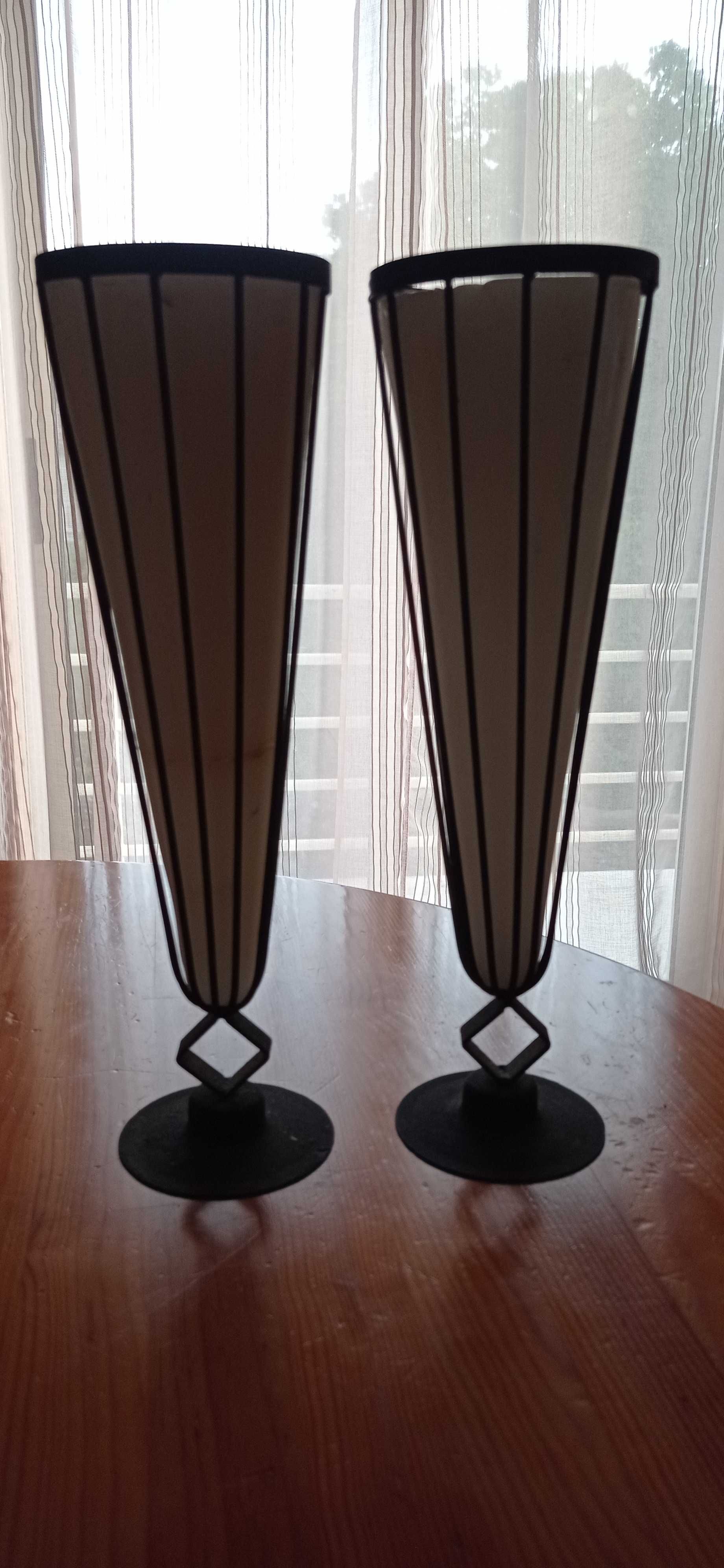 Vendo 2 suporte com velas c/40 cms altura