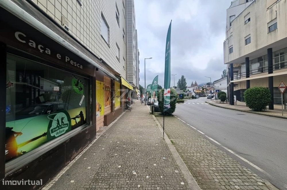 Loja | Cabeceiras de Basto | 100m2