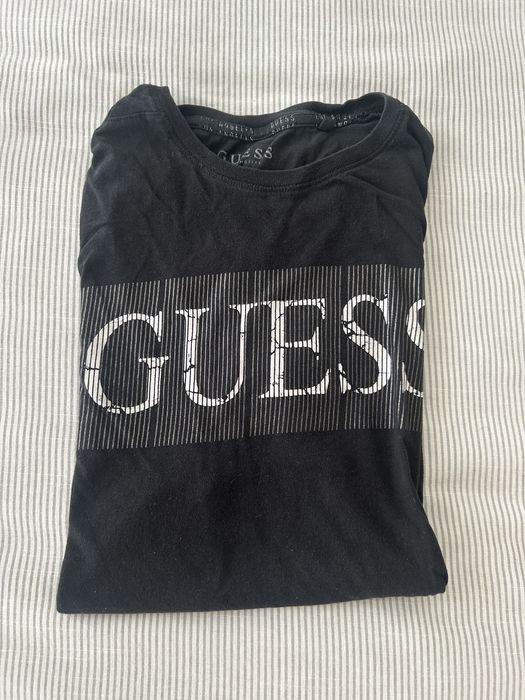 Tshirt GUESS preta S