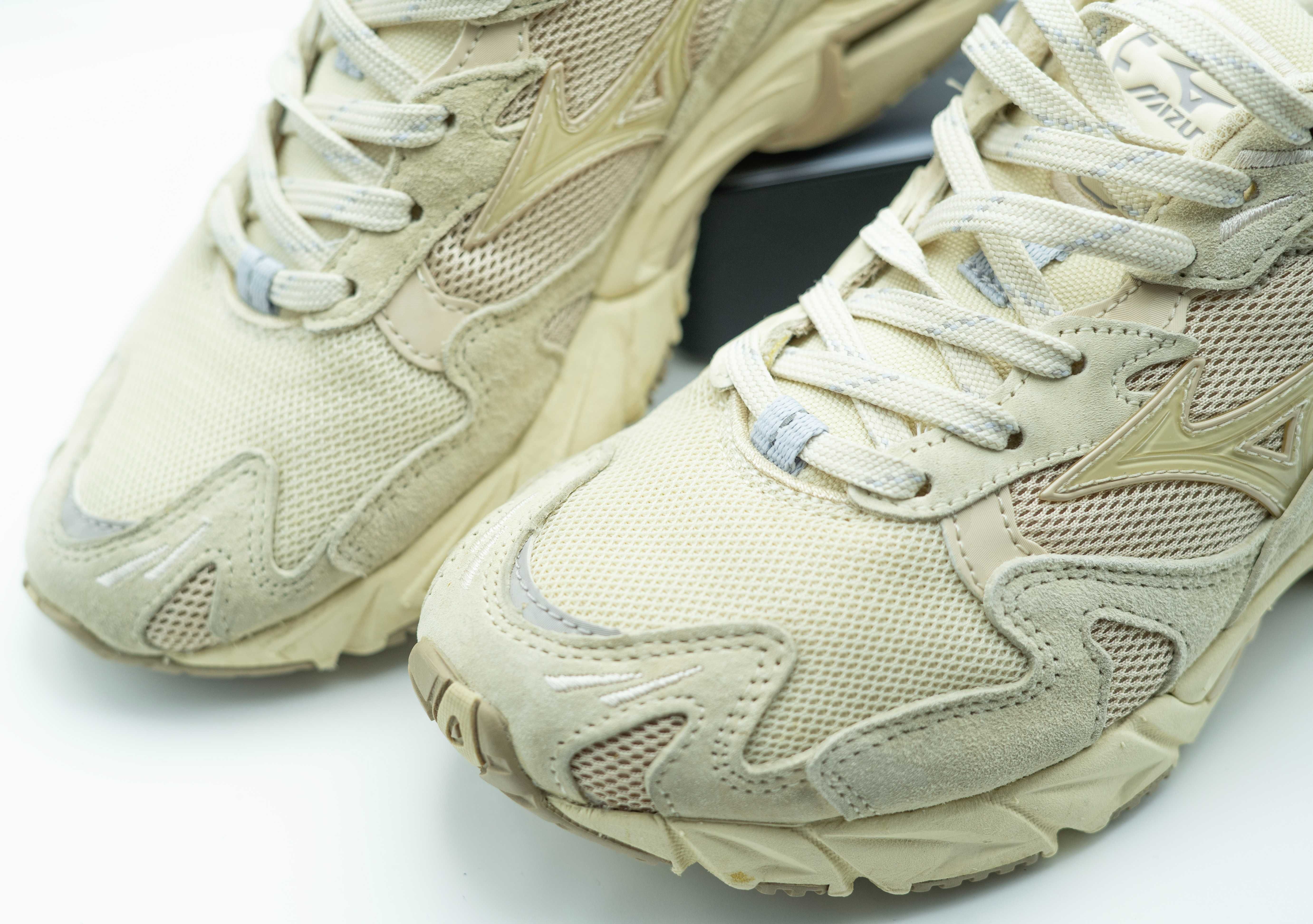 Mizuno Wave Runner 10 (Розмір 37)