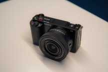 Sony ZV-E10 com lente do kit
