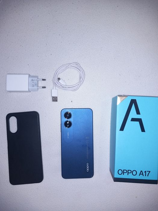 Oppo A17 64GB Midnight – Funciona tudo, vidro partido