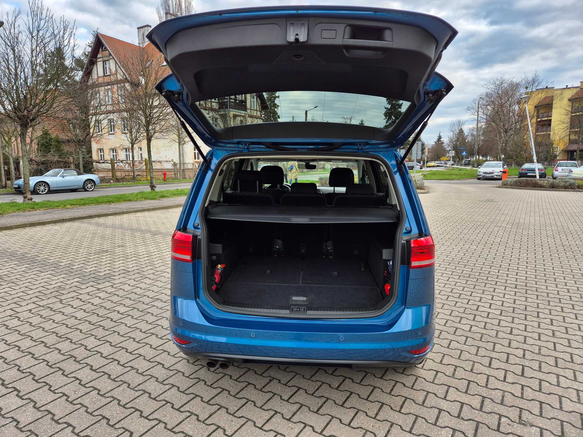 Volkswagen Touran NF HIGHLINE 2.0 TDI 1szy właściciel!