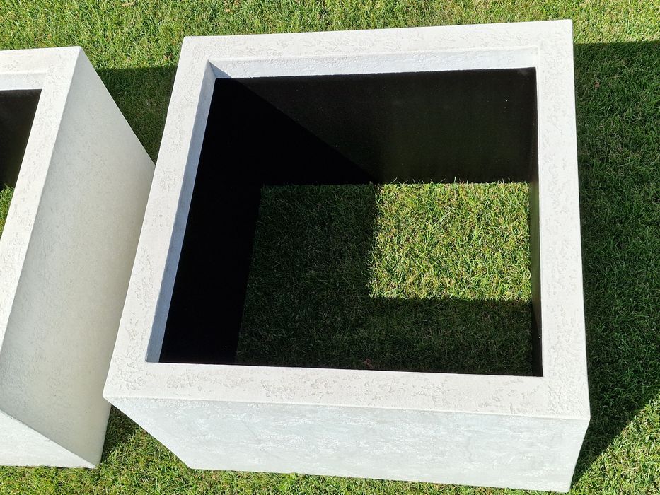 Donice ogrodowe bez dna styropianowe usztywniane siatką 70x70