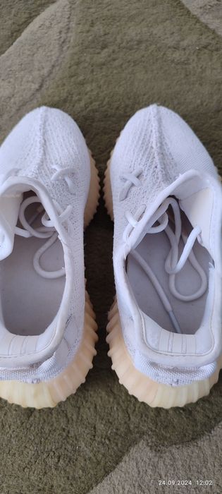 Кросовки женские