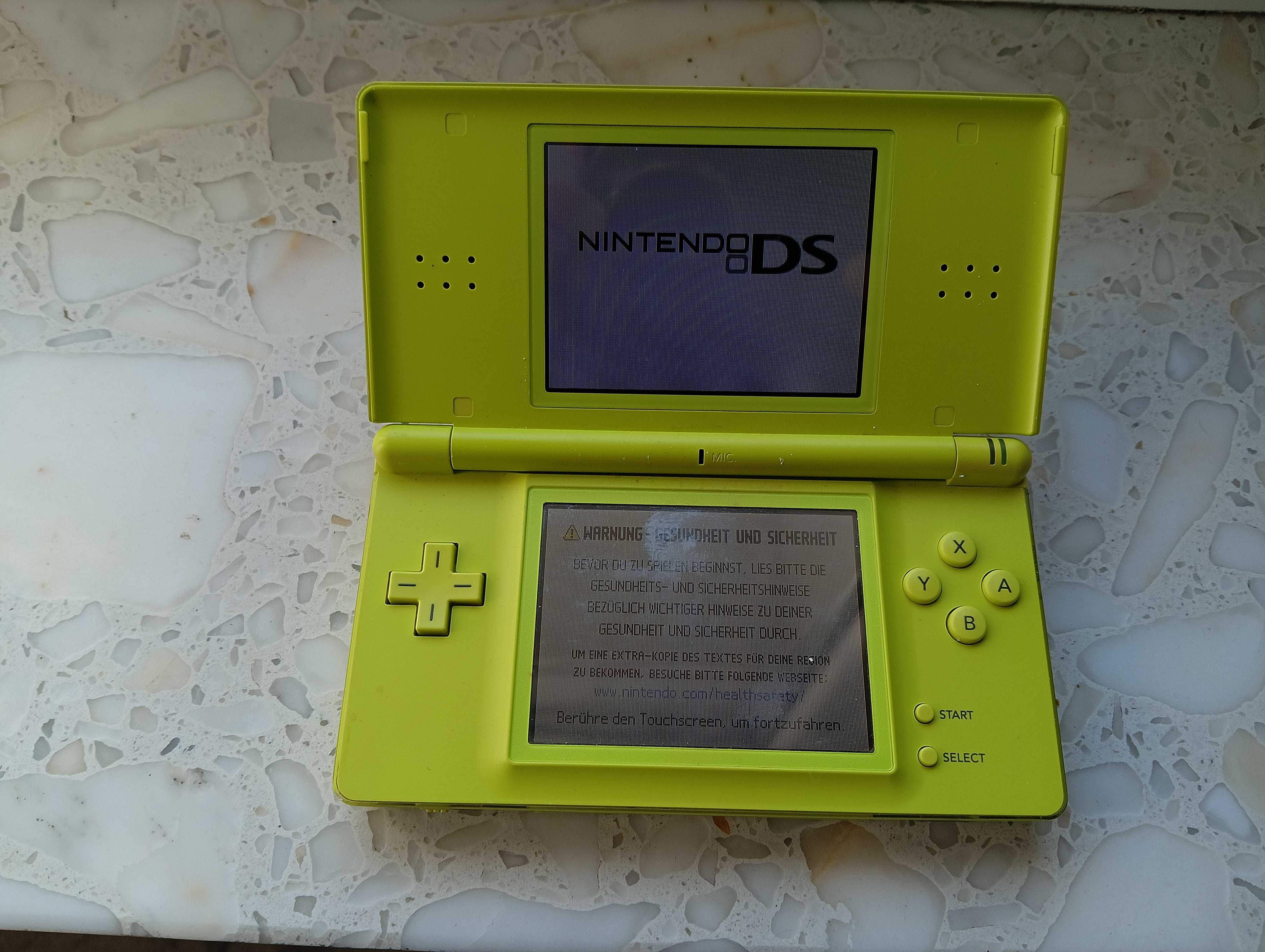 Nintendo DS lite i 6 gier