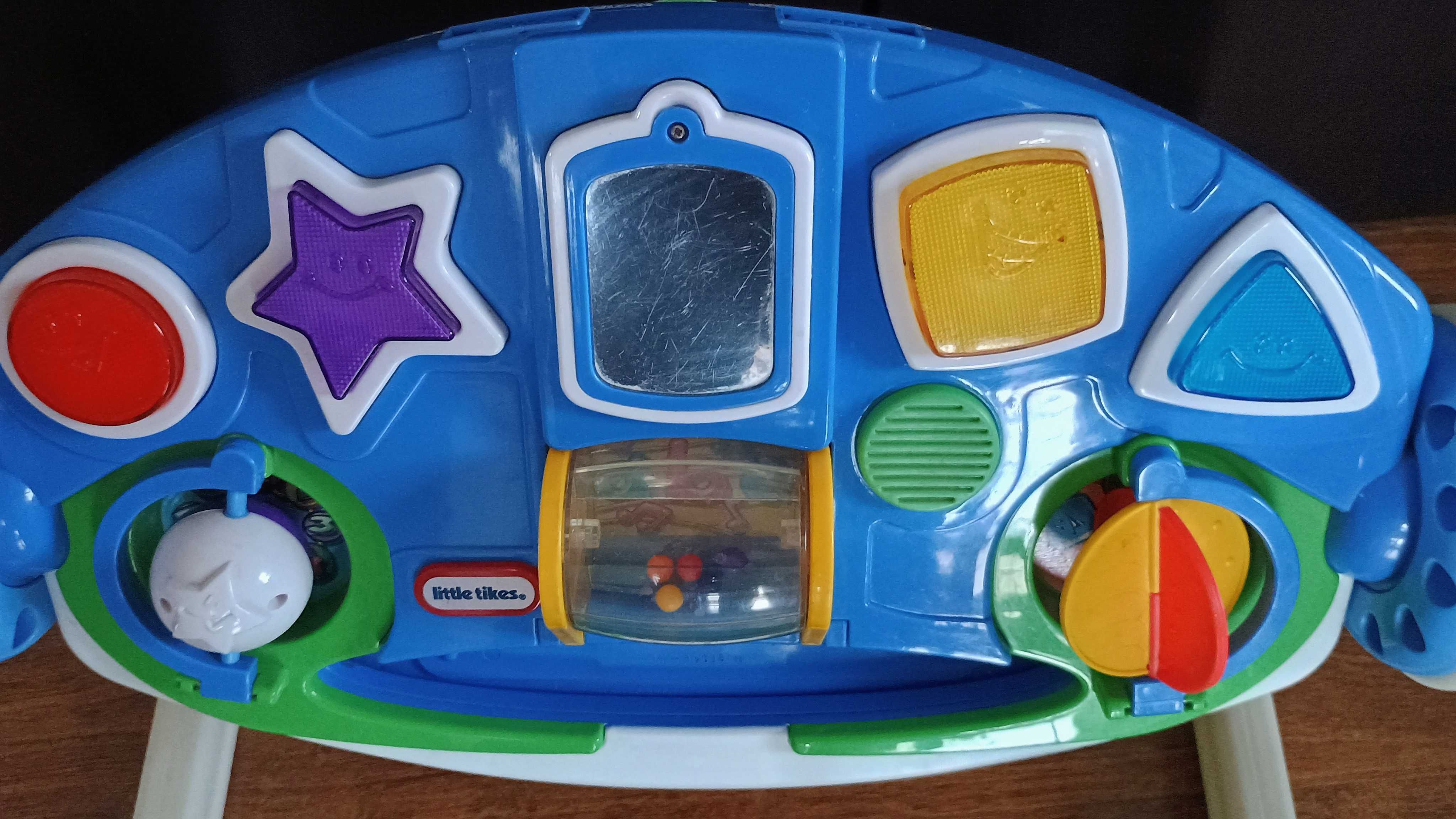 Stoliczek edukacyjny Liitte Tikes