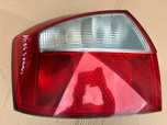lampa lewy tył lewa tylna audi a4 b6 sedan