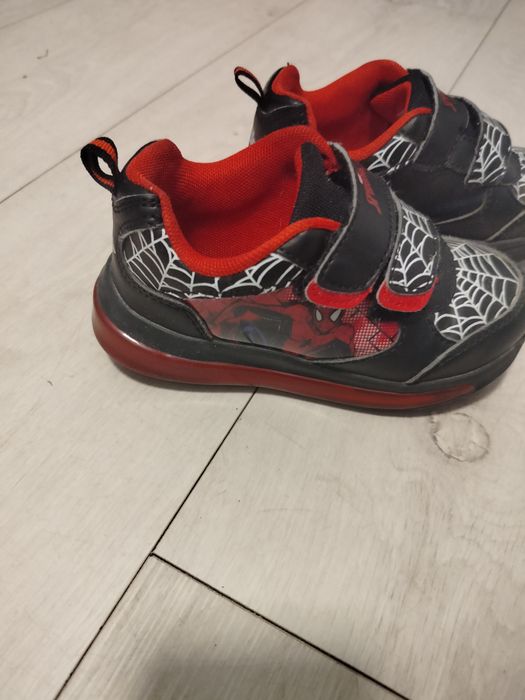 Buty roz 27 dlugosc wkładki 16cm