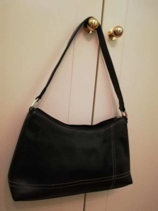 Mala Senhora estilo vintage em otimo estado