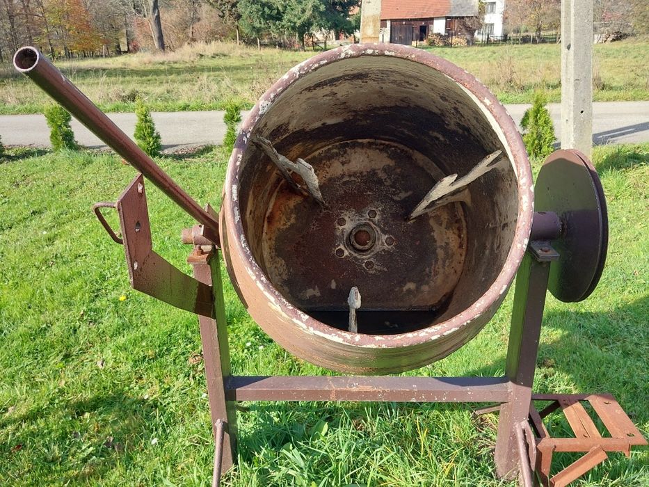 Sprzedam betoniarkę własnej roboty stan jak na zdięciach