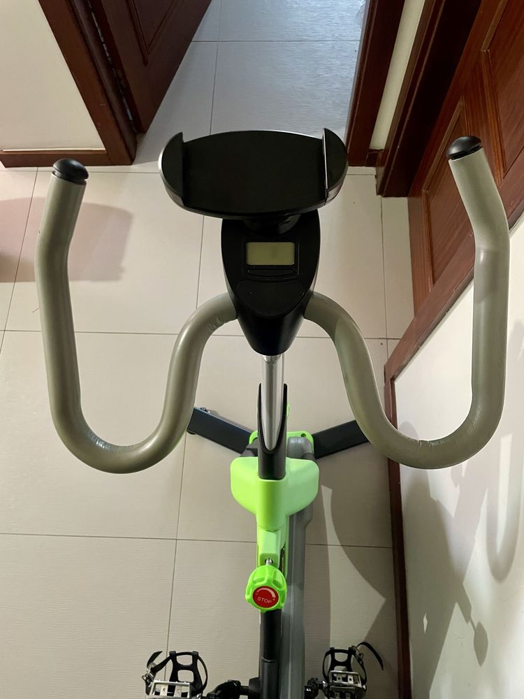 Bicicleta de Spinning BODYTONE DS15