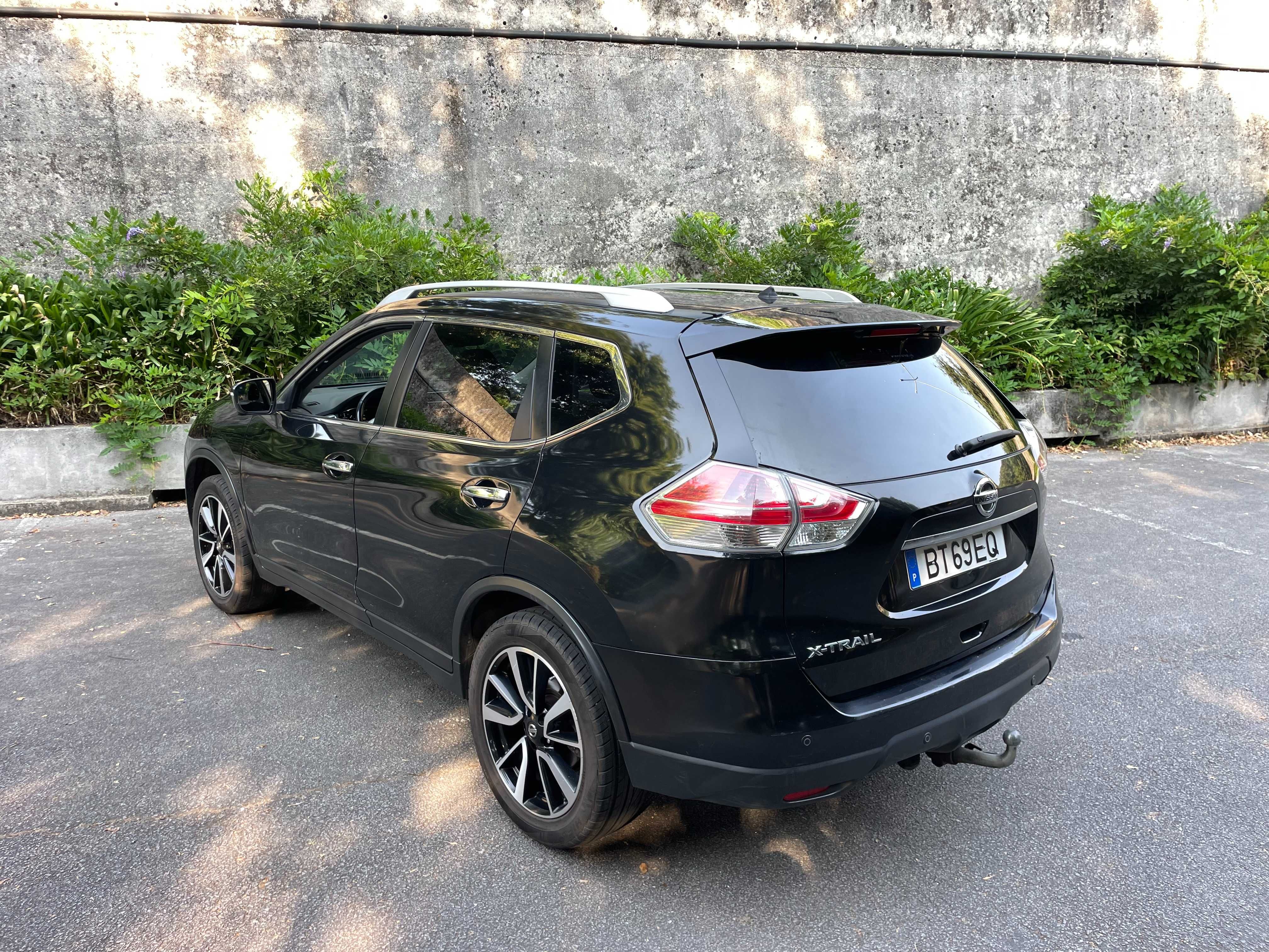 Nissan X-Trail 1.6 dCi - 7 Lugares - Bom estado